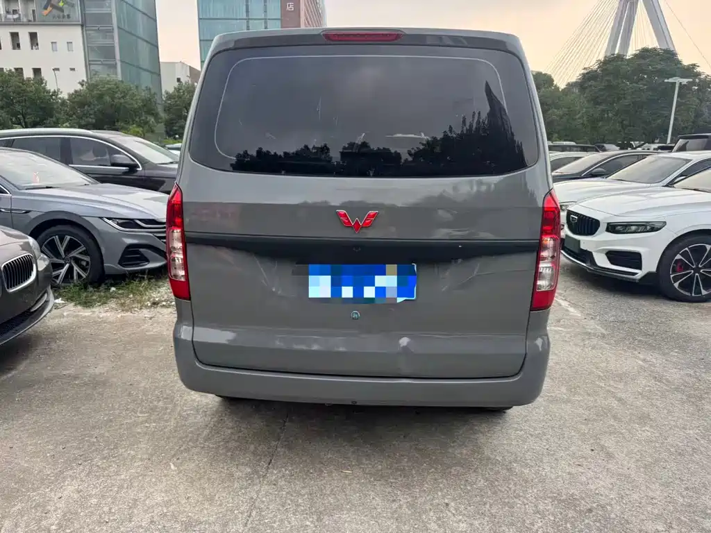 Wuling Hongguang V — миниатюра 11