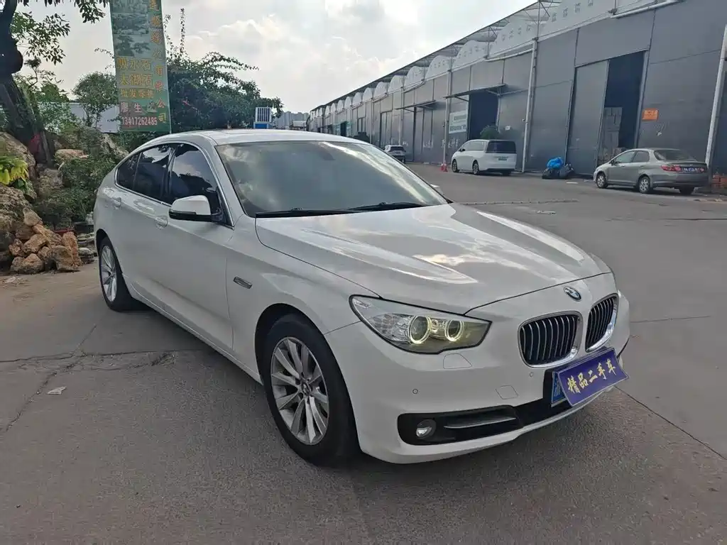 BMW 5 Series GT — миниатюра 3