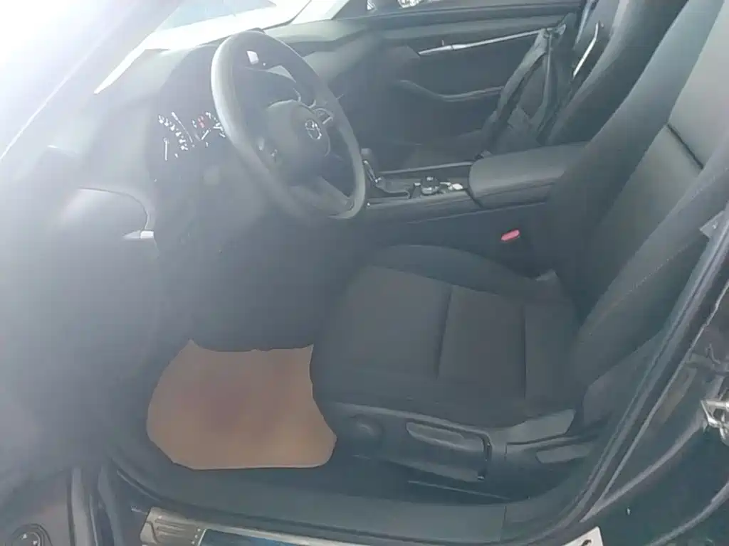 Mazda 3 Axela — миниатюра 15