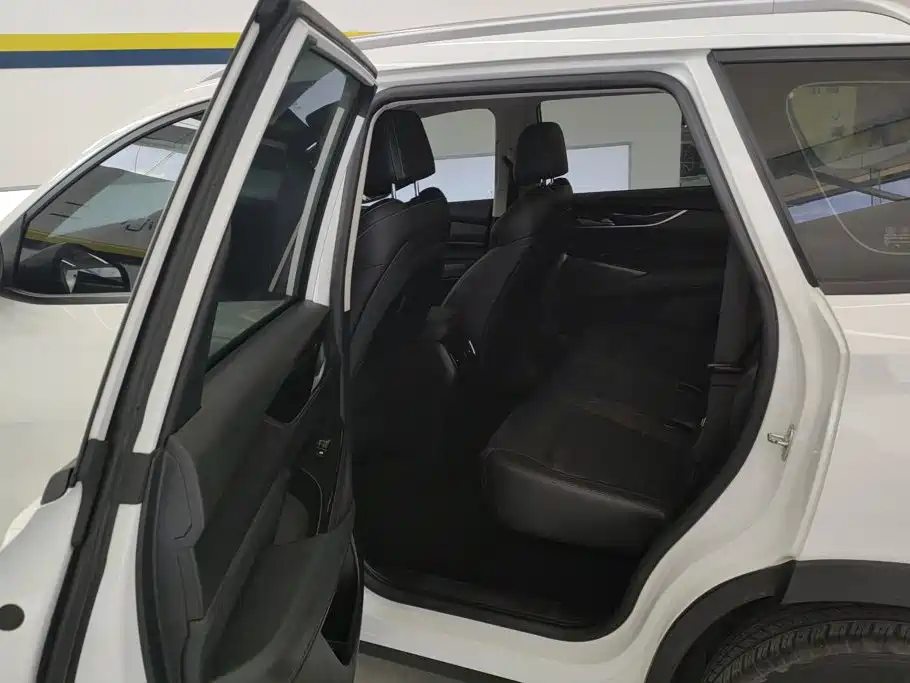 MAXUS D60 — миниатюра 11
