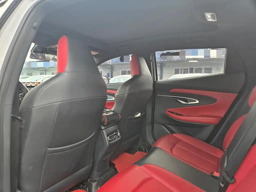 Changan UNI-T — миниатюра 10