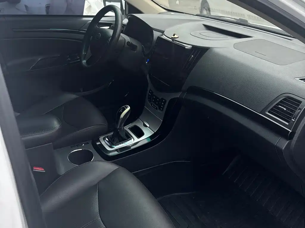 BYD e5 — миниатюра 5