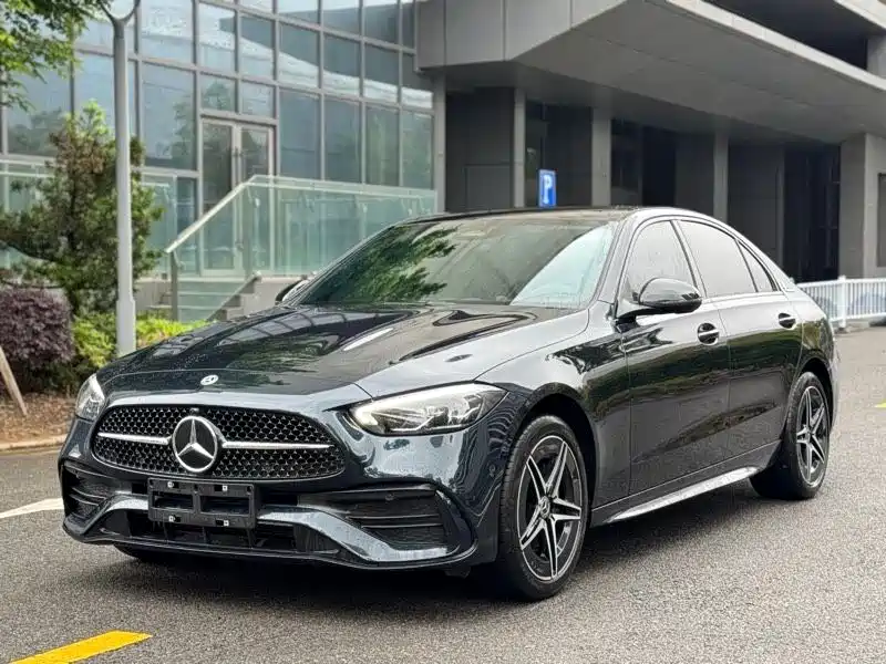 Mercedes-Benz C-Class 2024