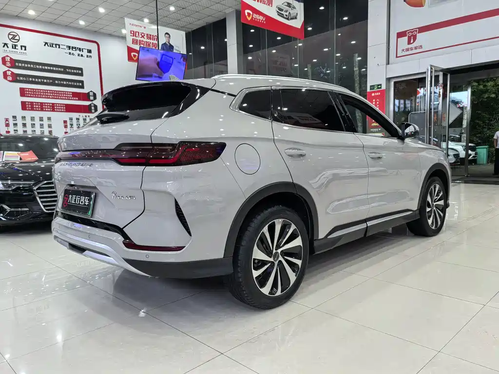 BYD PLUS New Energy — миниатюра 6