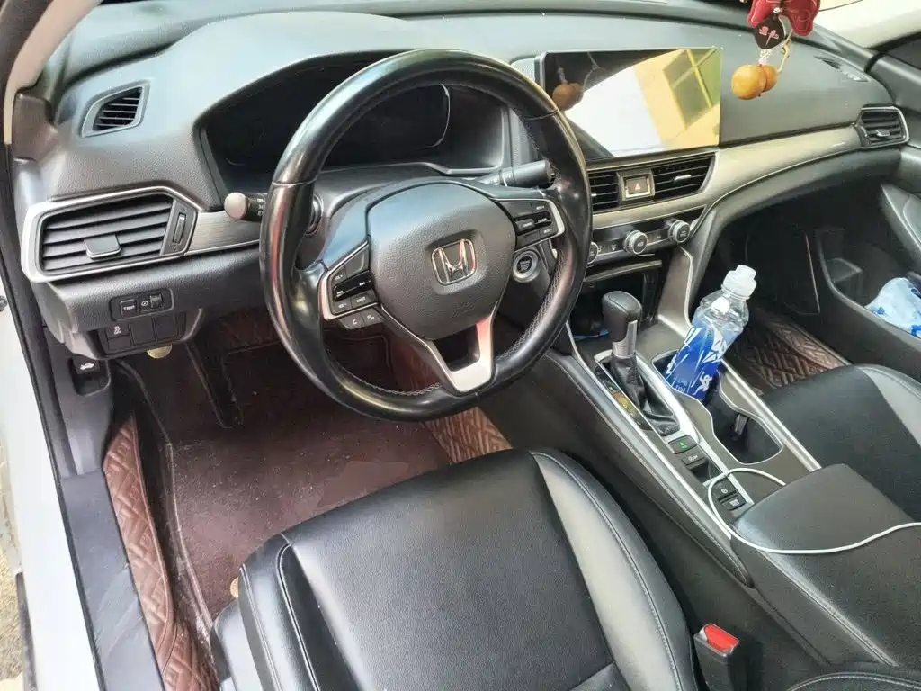 Honda Accord — миниатюра 5