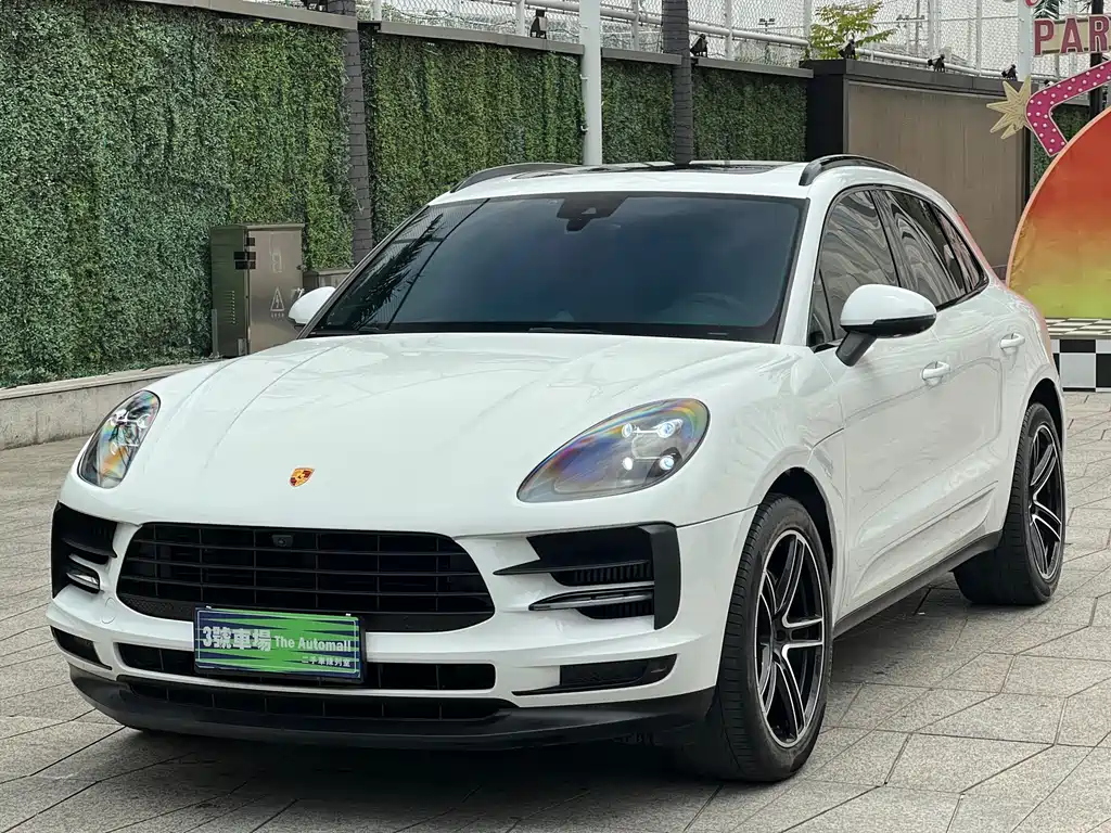 Купить Porsche Macan
