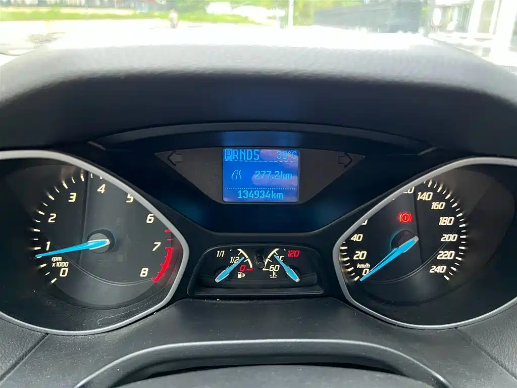 Ford Focus 2012 1.6L AT Comfort