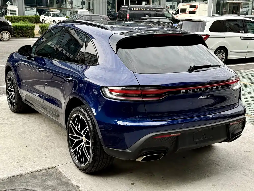 Porsche Macan — миниатюра 6