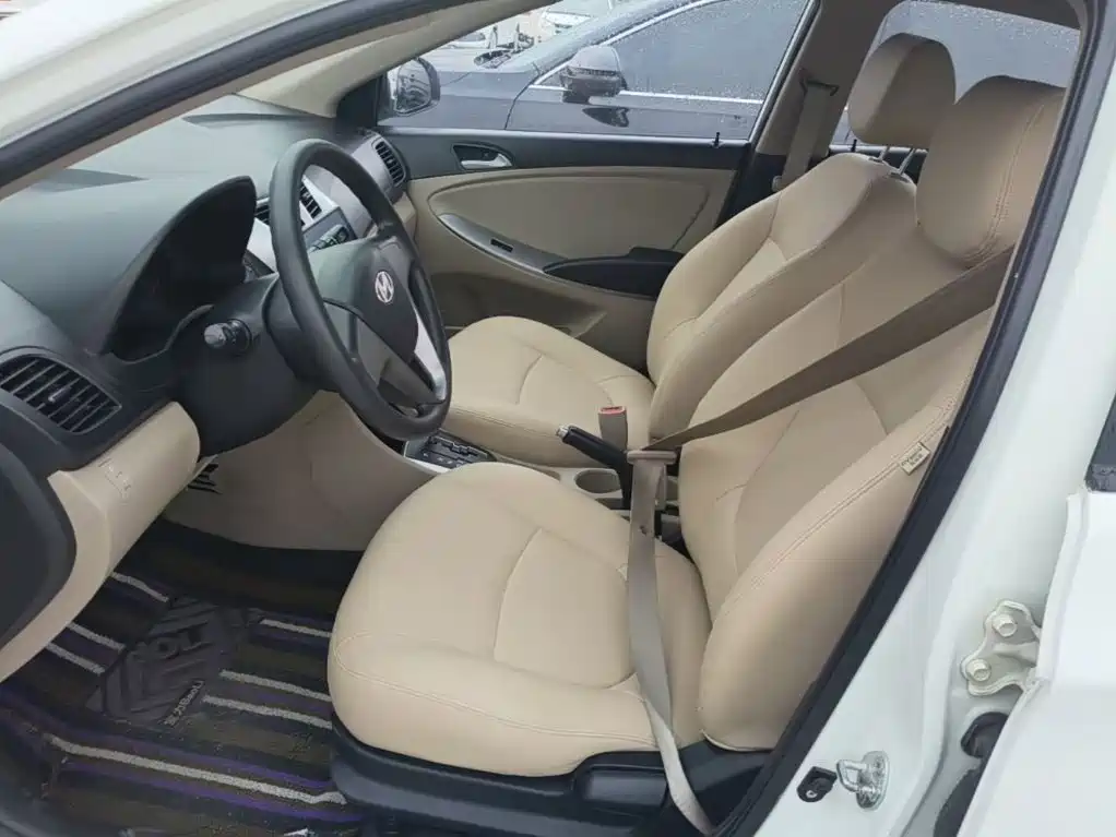 Hyundai Verna — миниатюра 15
