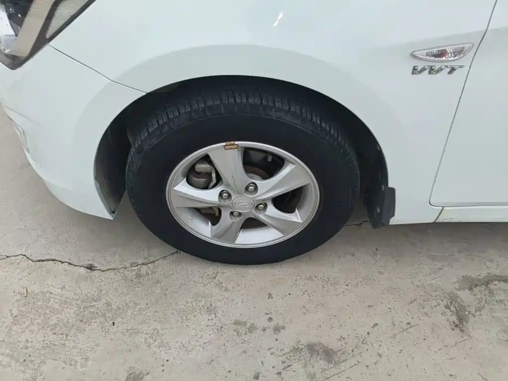 Hyundai Verna — миниатюра 23