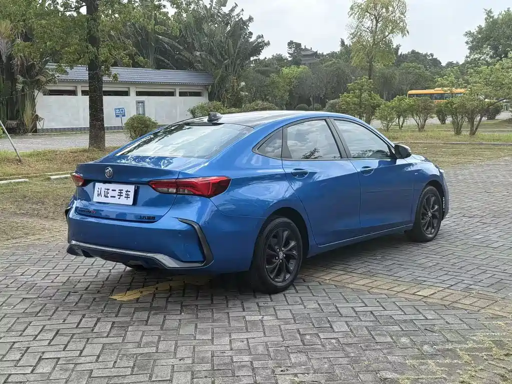 Buick Verano — миниатюра 11