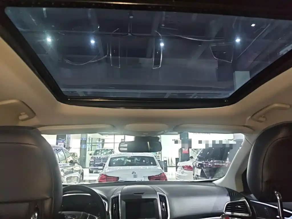 Ford Edge — миниатюра 18