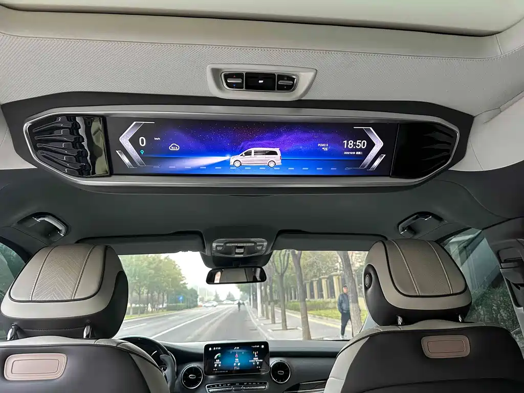 MERCEDES-BENZ V CLASS