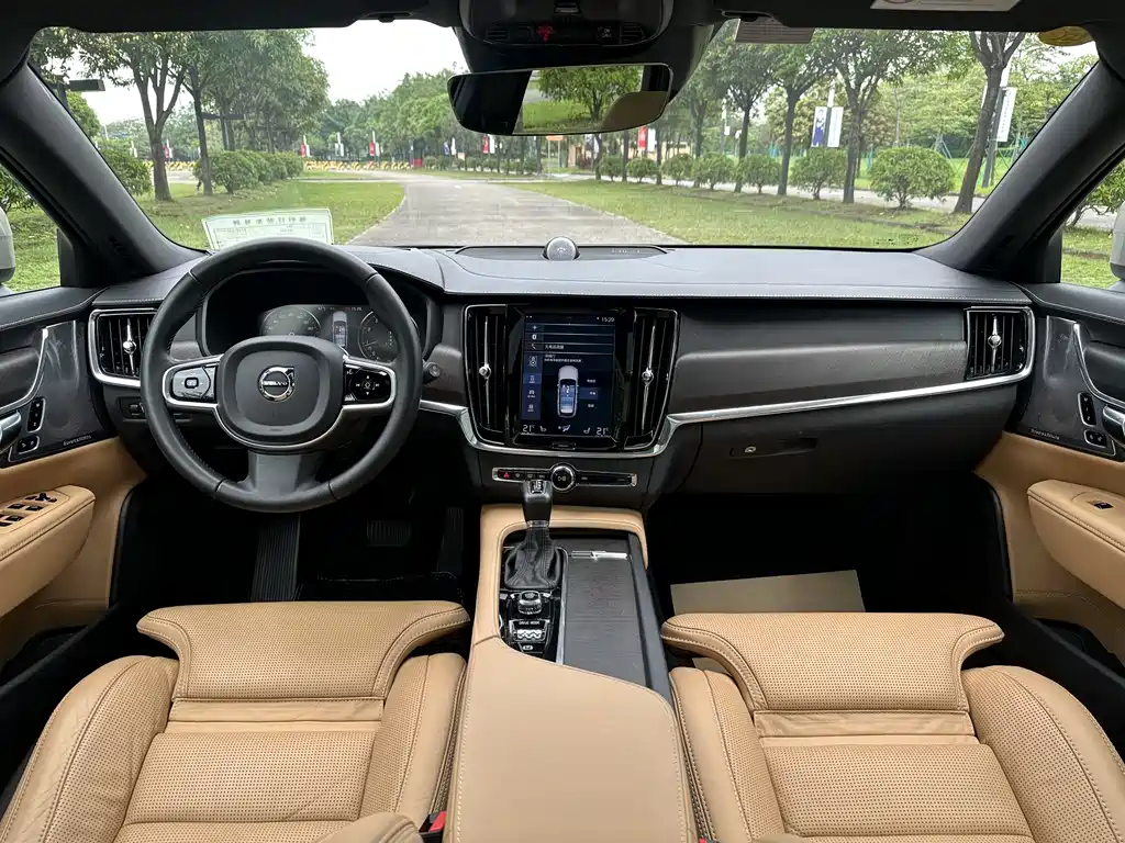 Volvo V90 2019 Cross Country T5 AWD VI