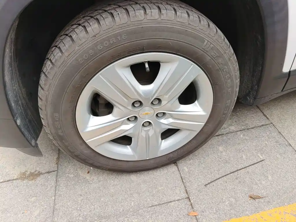 Chevrolet Trax — миниатюра 23