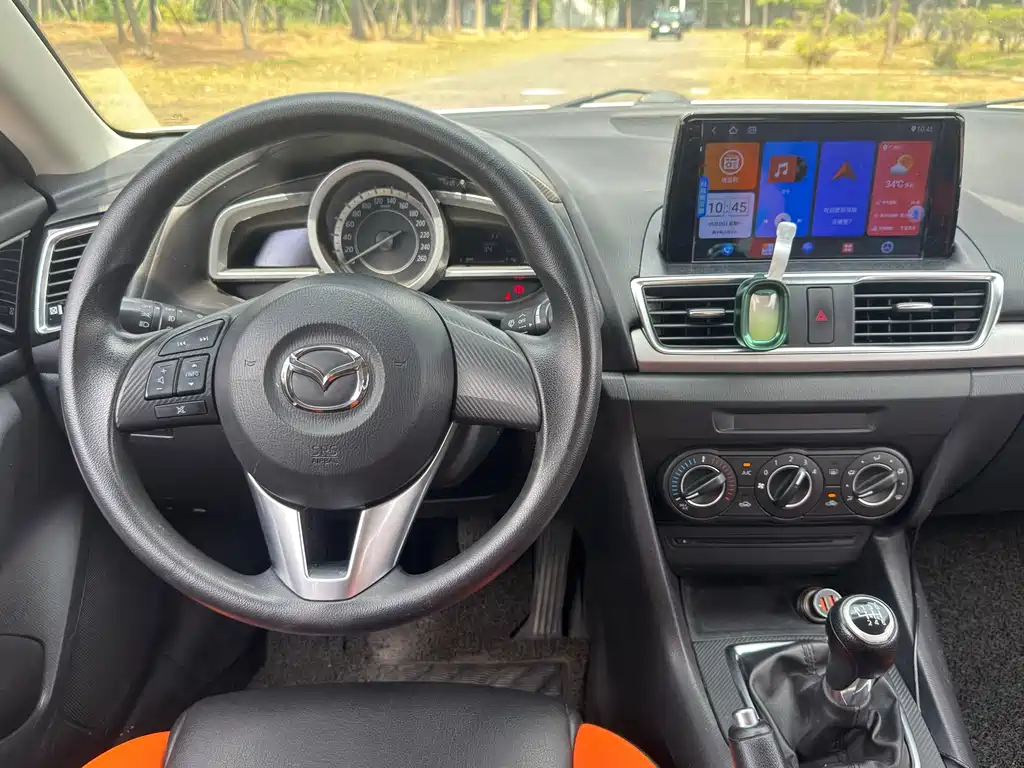 Mazda 3 Axela — миниатюра 8
