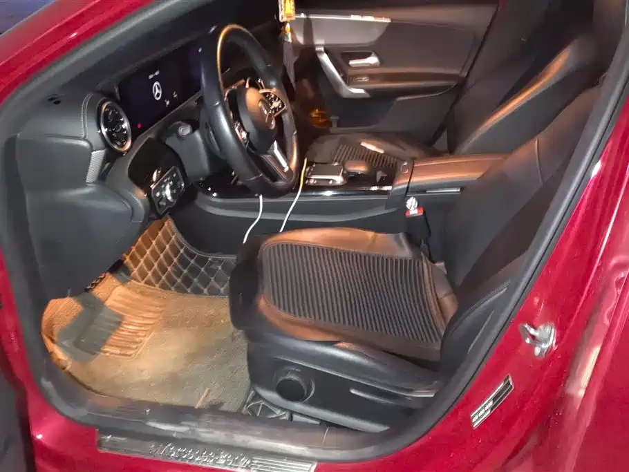 MERCEDES-BENZ A CLASS