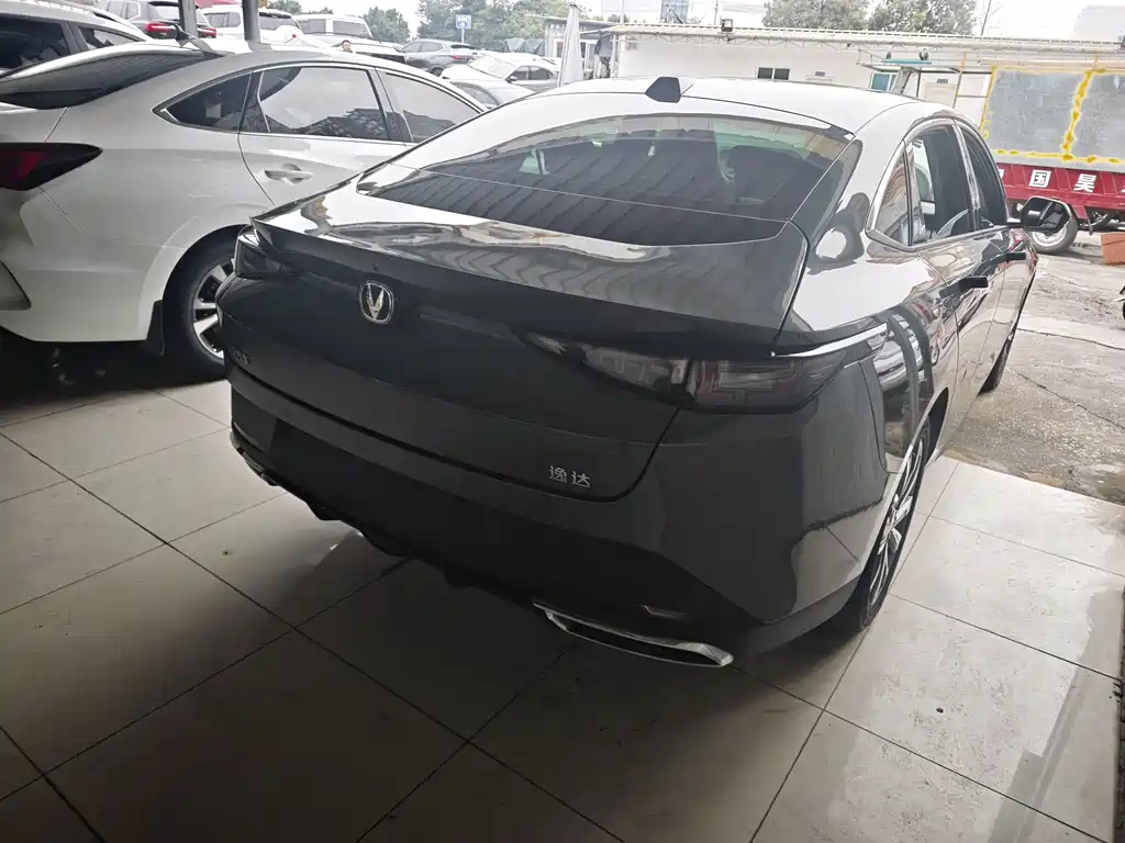Changan Yida — миниатюра 18