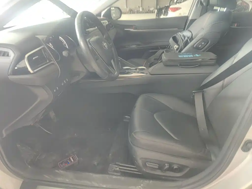 Toyota Camry — миниатюра 15