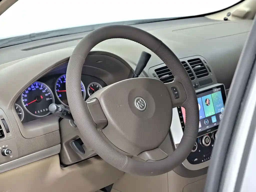 Buick GL8 — миниатюра 13