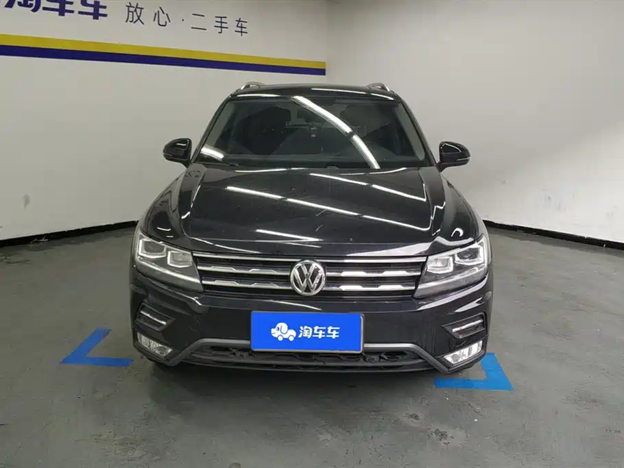 Volkswagen Tiguan L L 2020 330TSI AT Luxury VI