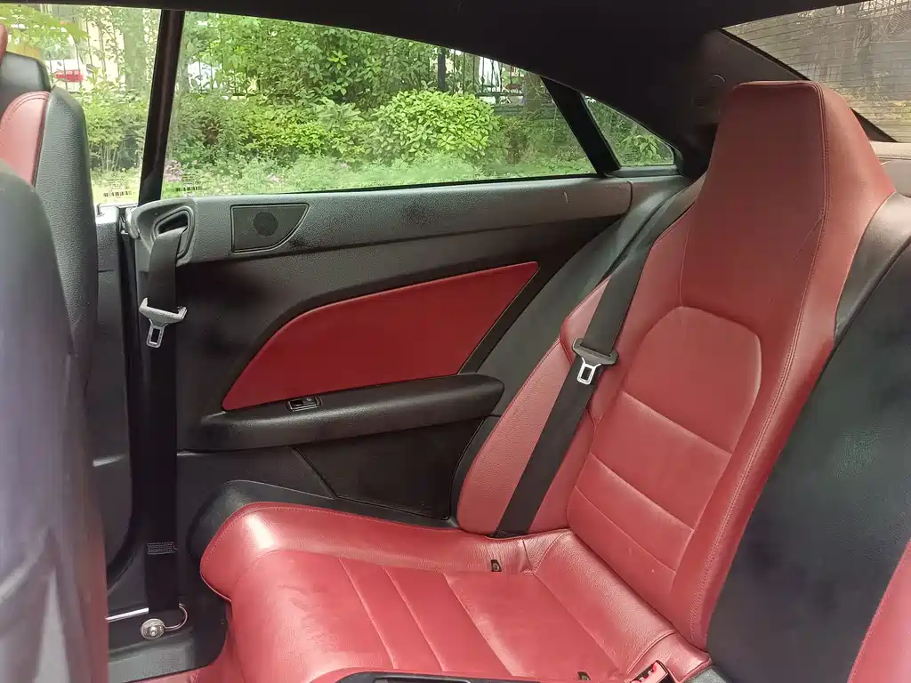 Mercedes-Benz E-Class (Import) — миниатюра 6