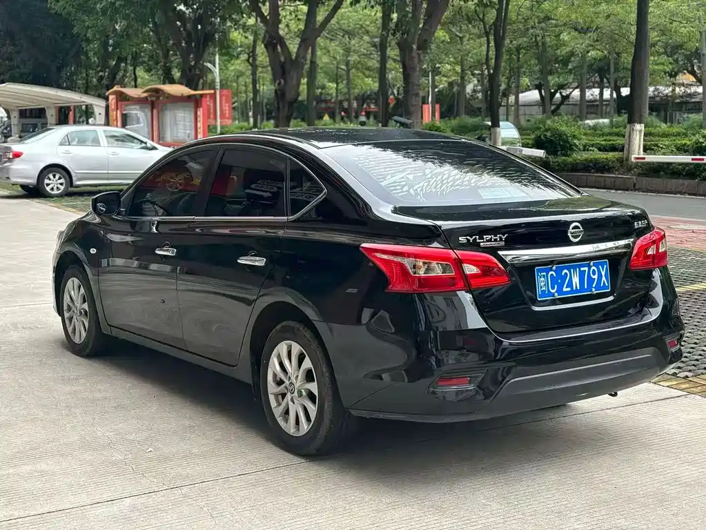 Nissan Sylphy — миниатюра 7