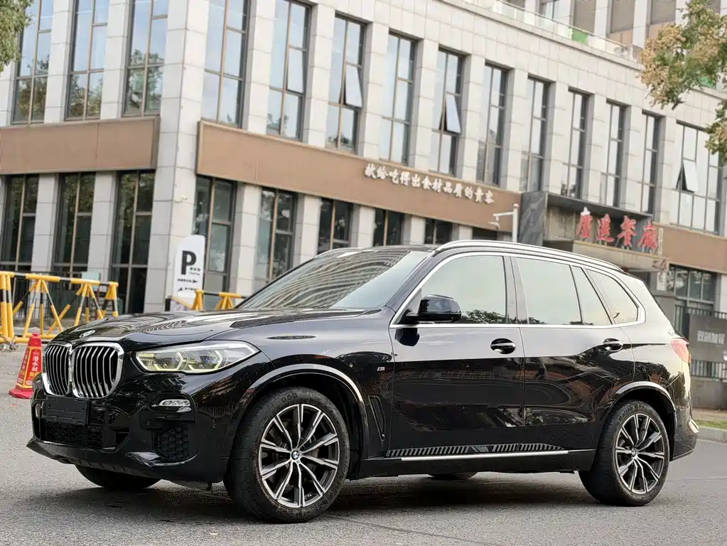 BMW X5 (Import)