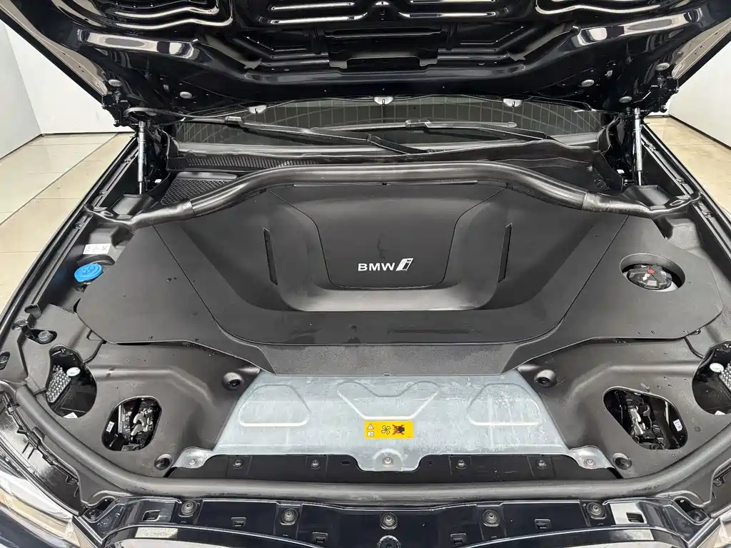 BMW iX3 — миниатюра 30