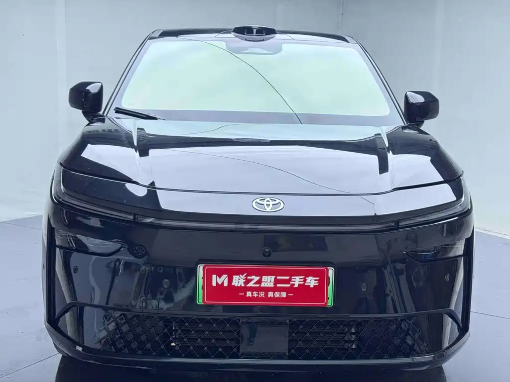 Toyota bZ3X — миниатюра 2