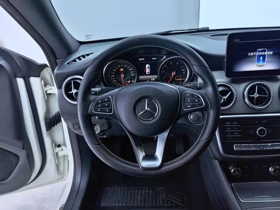 Mercedes-Benz CLA (Import) — миниатюра 15