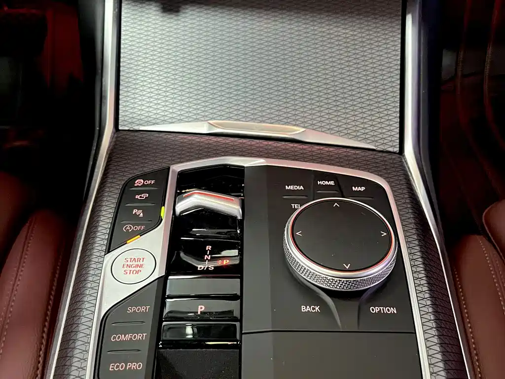 BMW 3 Series — миниатюра 9
