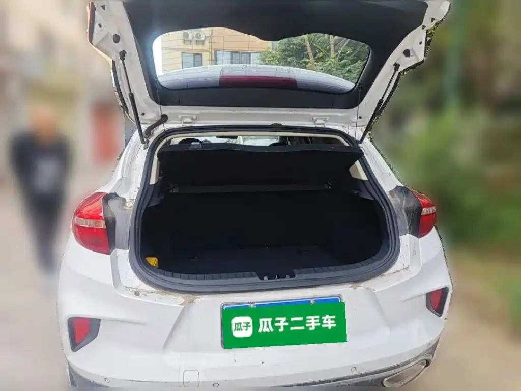 Geely Emgrand GS — миниатюра 15