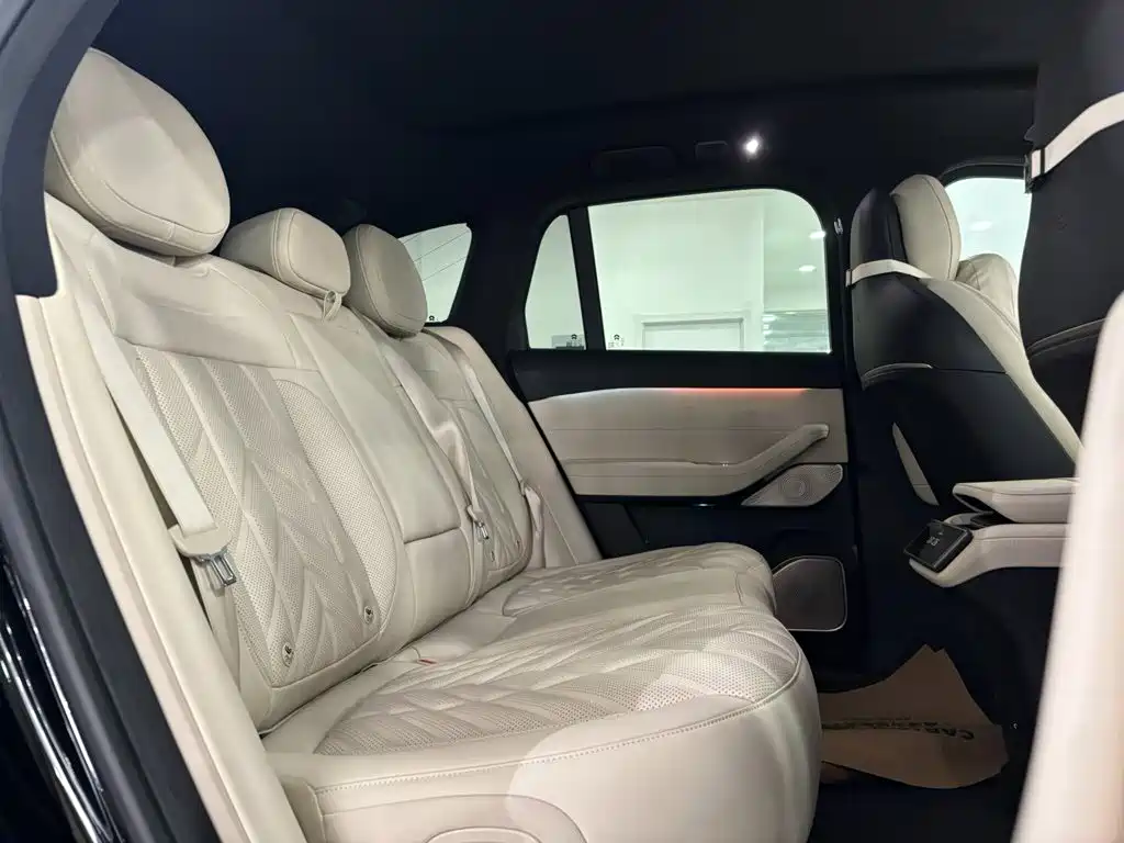 NIO ES6 — миниатюра 19