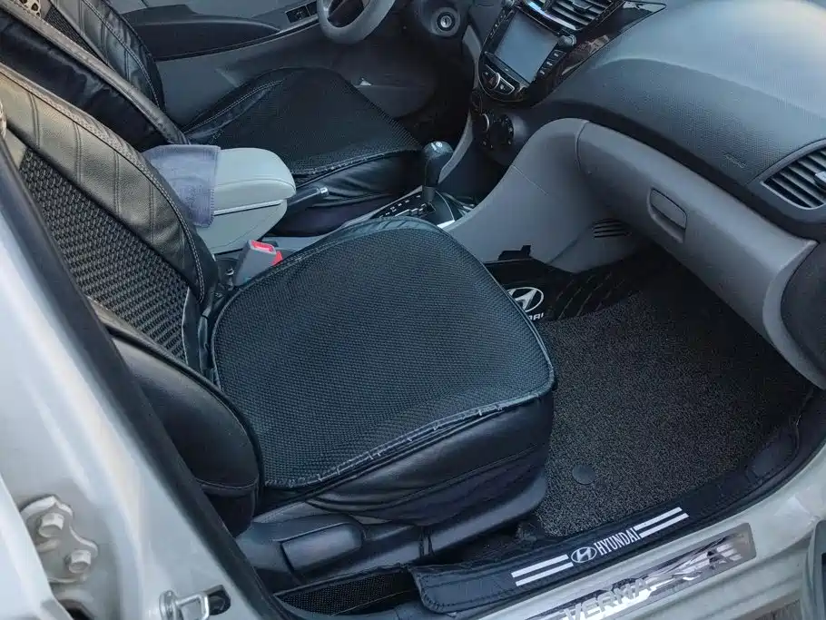 Hyundai Verna — миниатюра 8