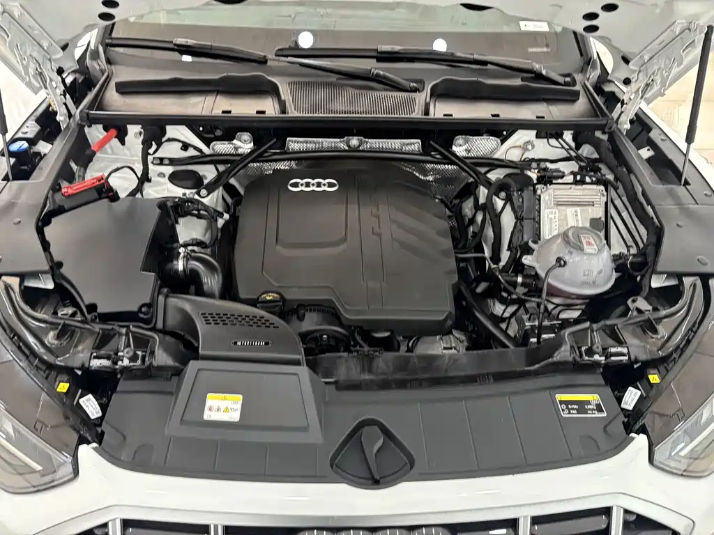 Audi Q5L — миниатюра 31