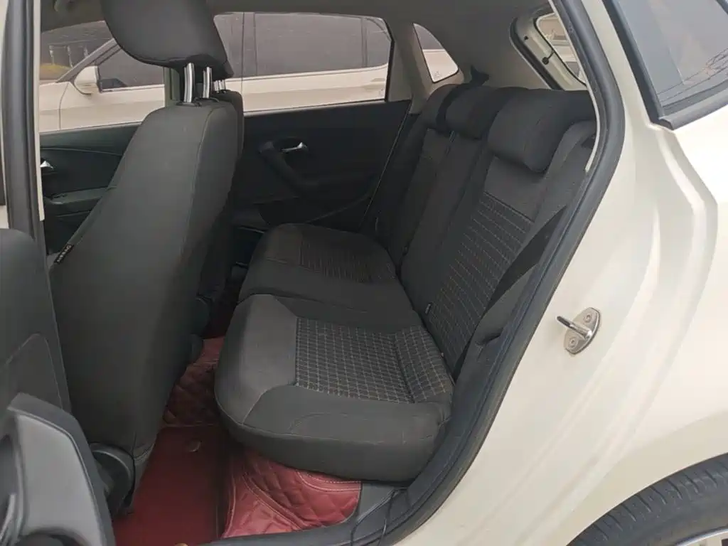 Volkswagen Polo — миниатюра 17