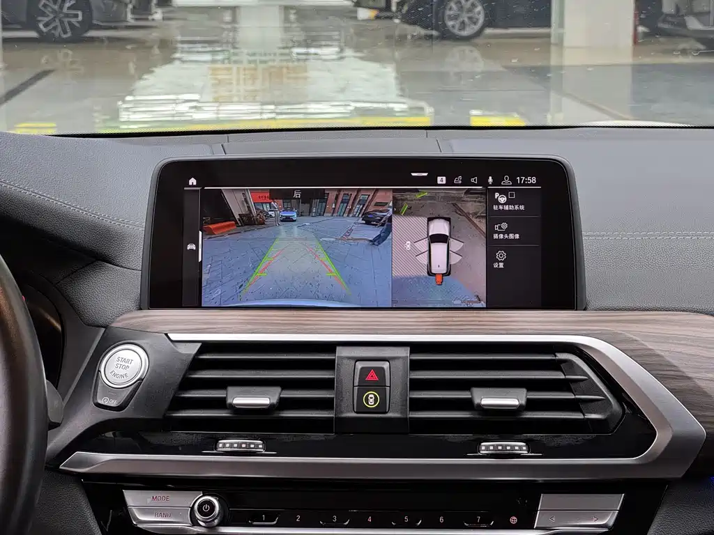 BMW X3 — миниатюра 10