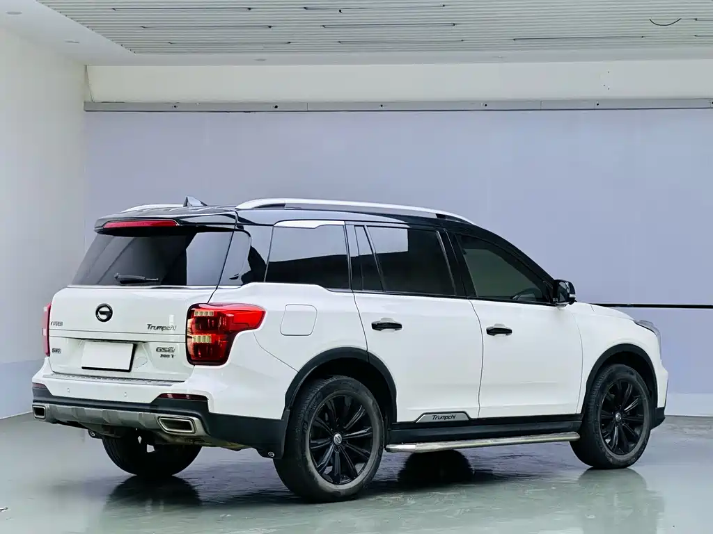 GAC TRUMPCHI GS8