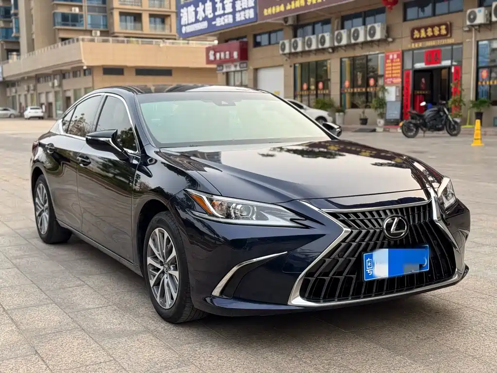 Lexus ES — миниатюра 3