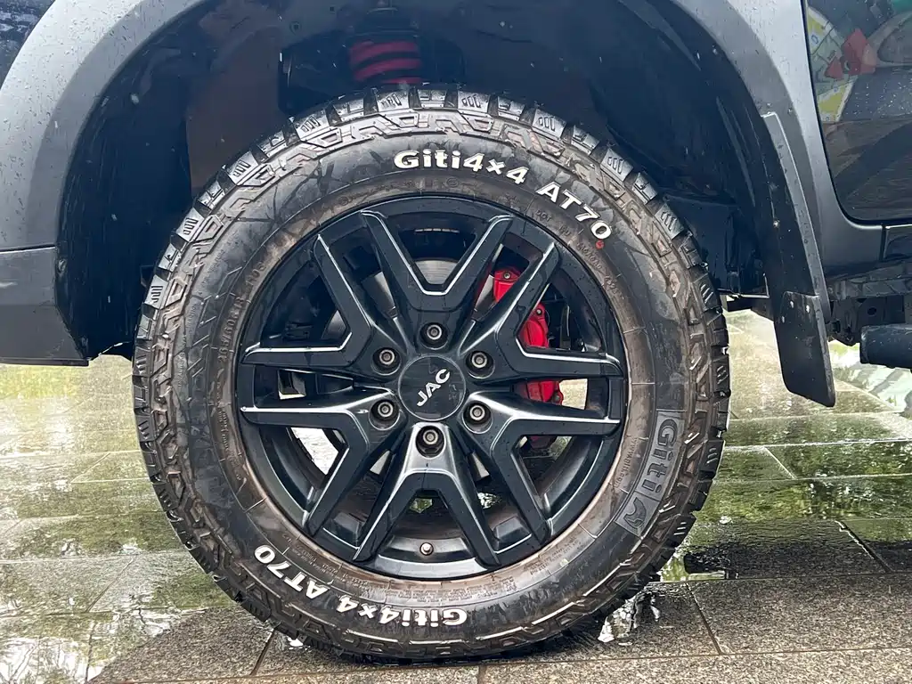 JIANGQI GROUP JAC T8