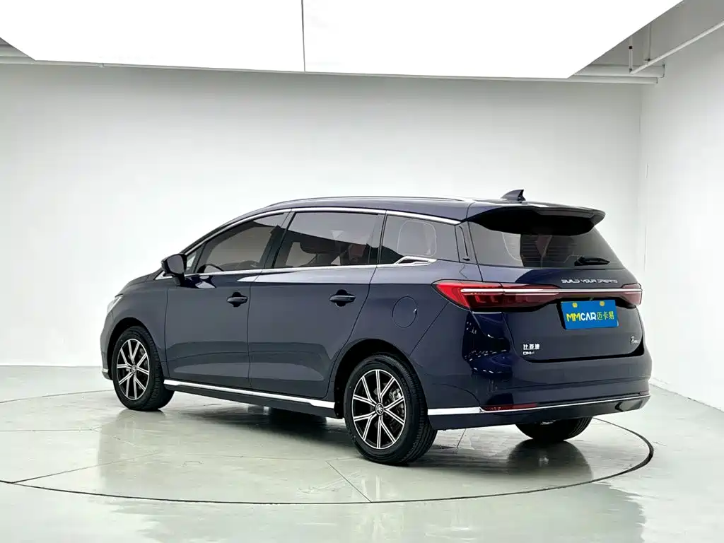 BYD MAX New Energy — миниатюра 5