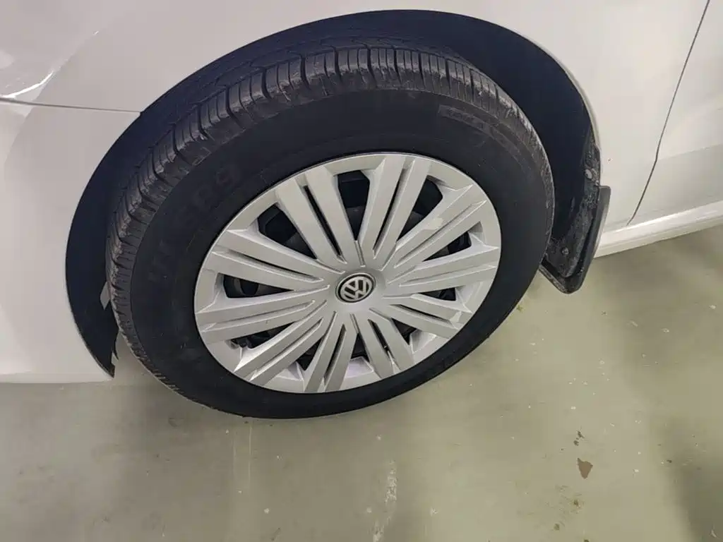 Volkswagen Polo — миниатюра 23