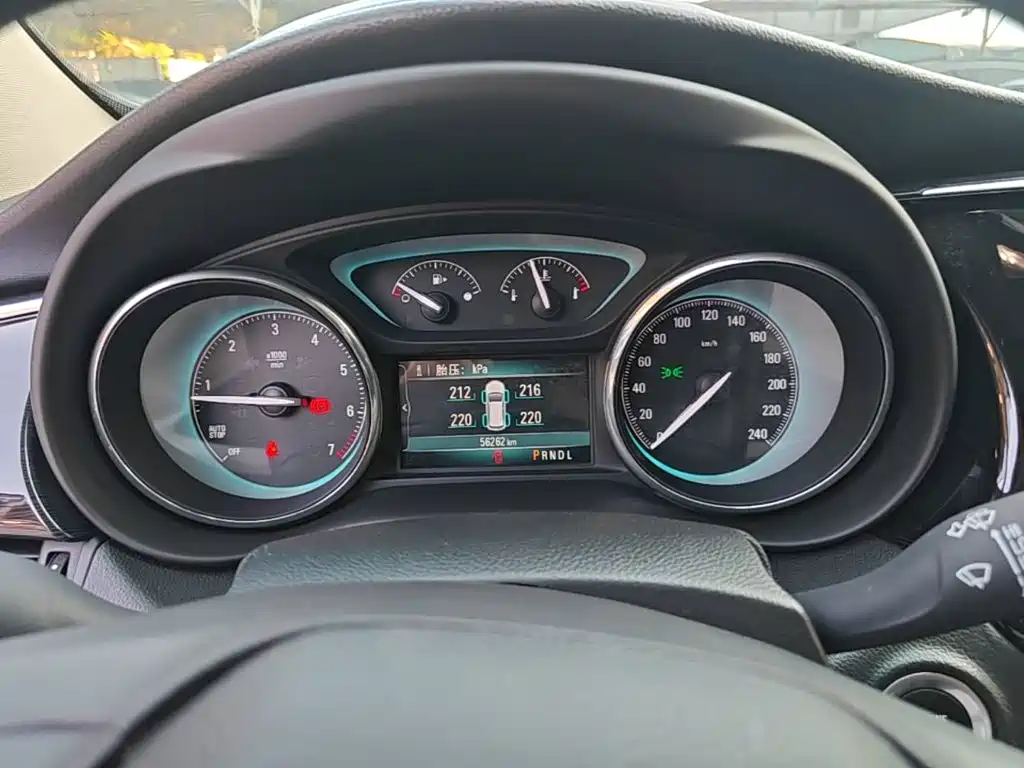 Buick Envision Plus — миниатюра 8