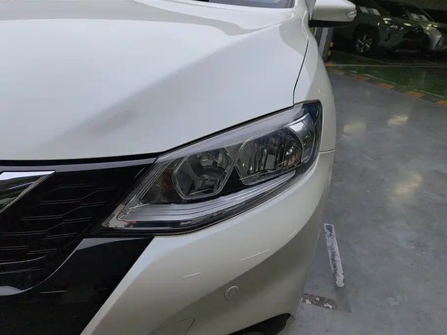 Nissan Tiida 2019 1.6L CVT VI