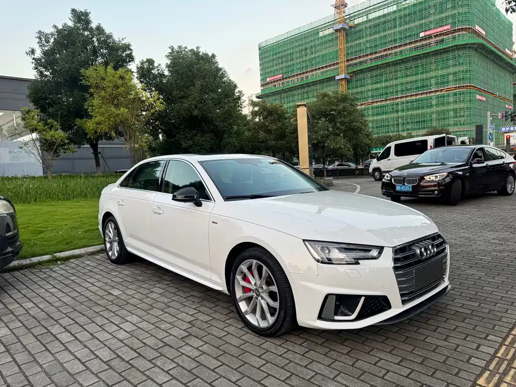Audi A4L — миниатюра 2