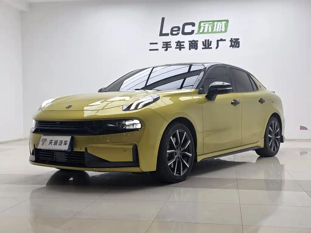 Купить Lynk & Co 03