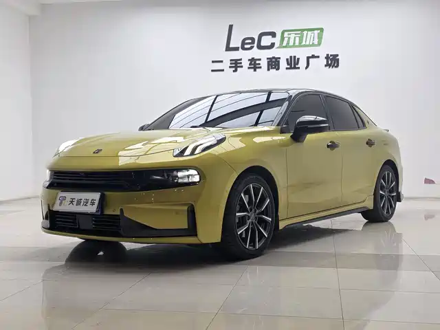 2021 Lynk & Co 03