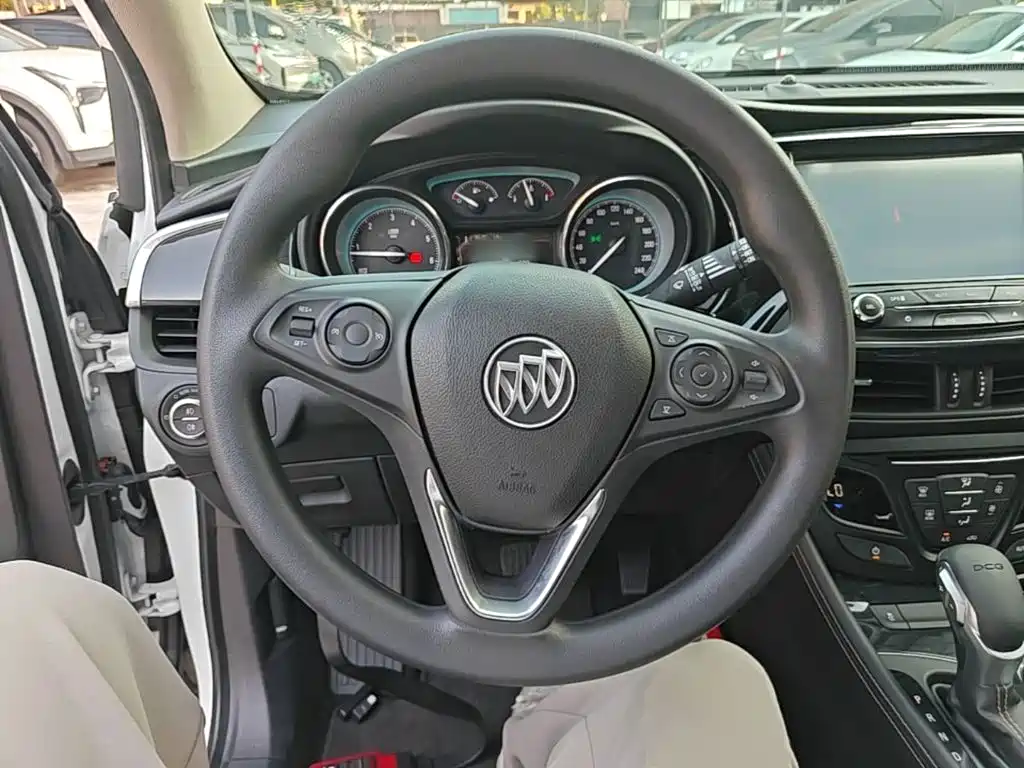 Buick Envision Plus — миниатюра 7