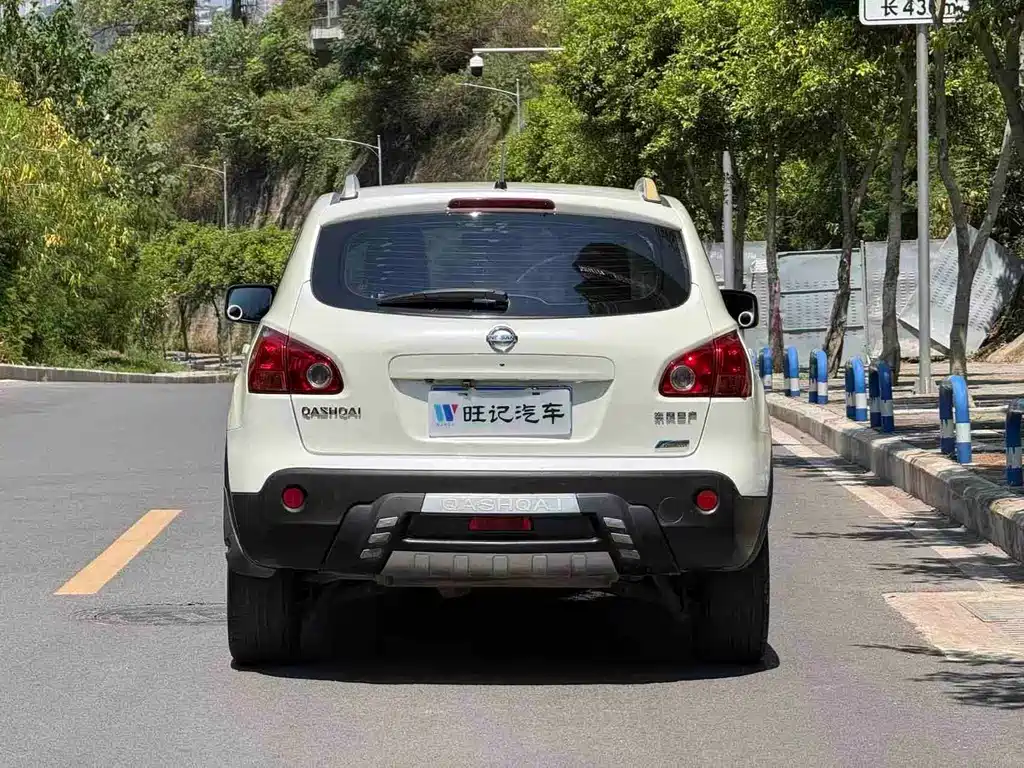 Nissan Qashqai — миниатюра 9